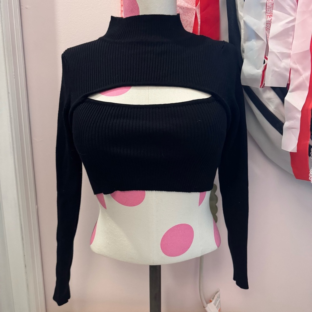 Motel Cut Out Cropped Sweater Long Sleeve Top